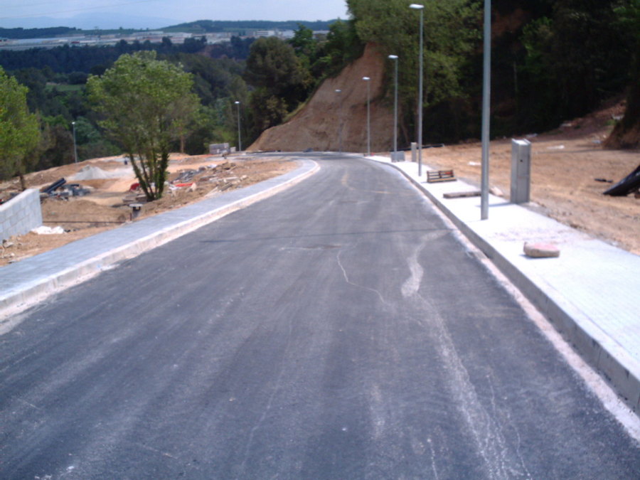 URBANIZACION DE CALLES CAN AVELLANADA