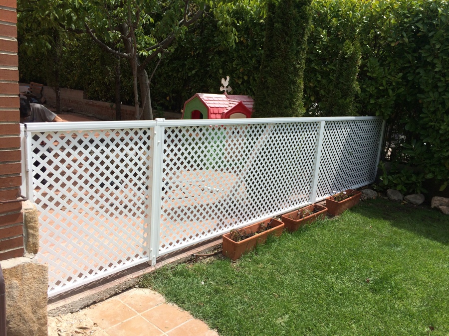 VALLA CHAPA CELOSÍA ENTRELAZADA - ALUMINIO