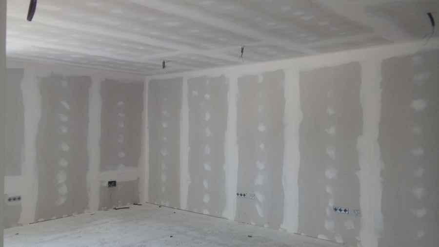 Vendado y emplastecido de juntas.