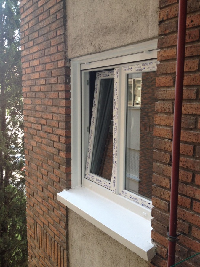 VENTANA OSCILO-BATIENTE