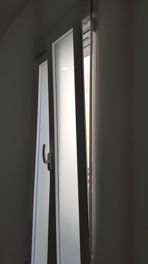 Ventana oscilobatiente