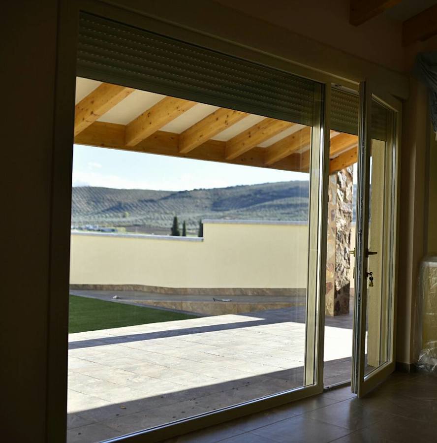 VENTANAL VISTO DESDE DENTRO