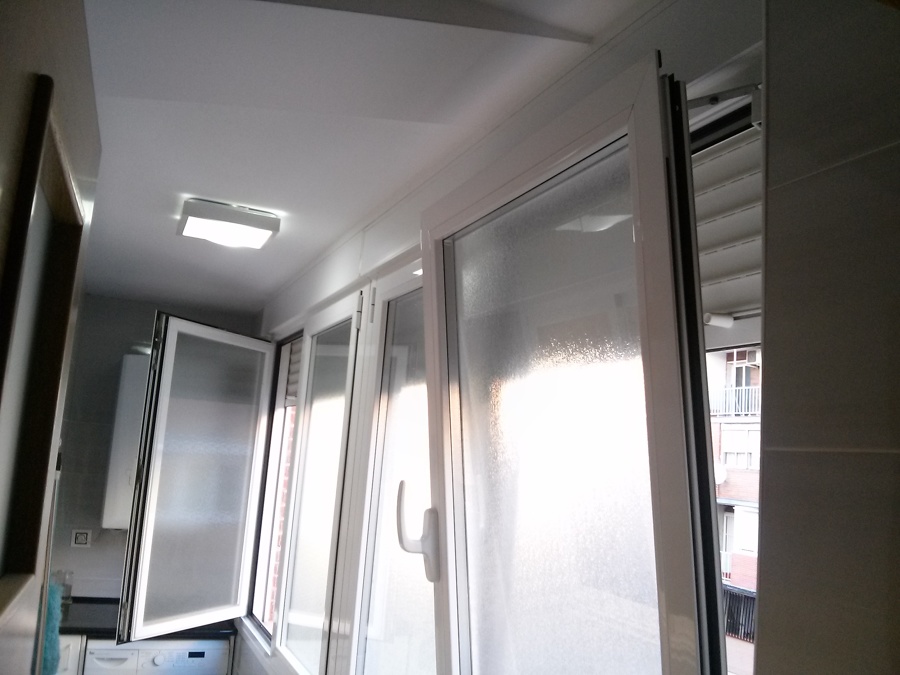 VENTANAS OSCILIBATIENTES