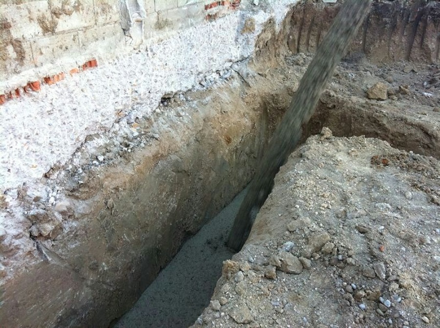 Vertido de hormigón de limpieza