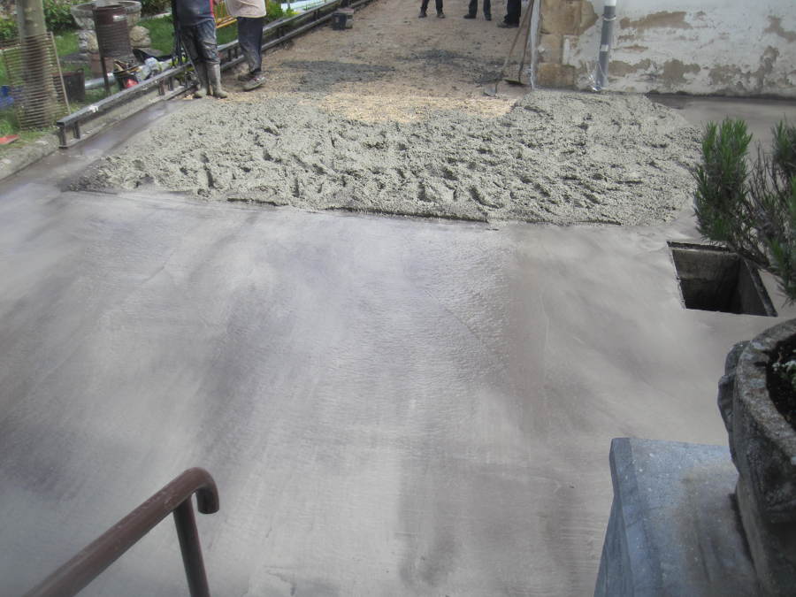 Vertido del hormigón.