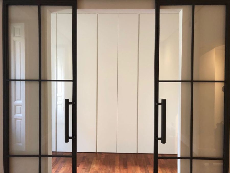 VESTIDOR - Puerta acceso hierro forjado