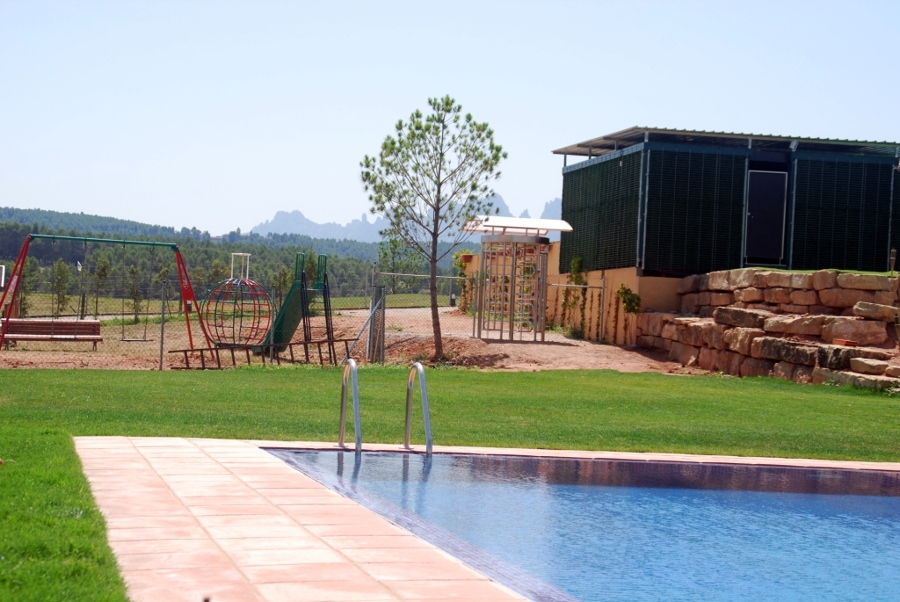 Vestuario en piscina de Club de Golf.