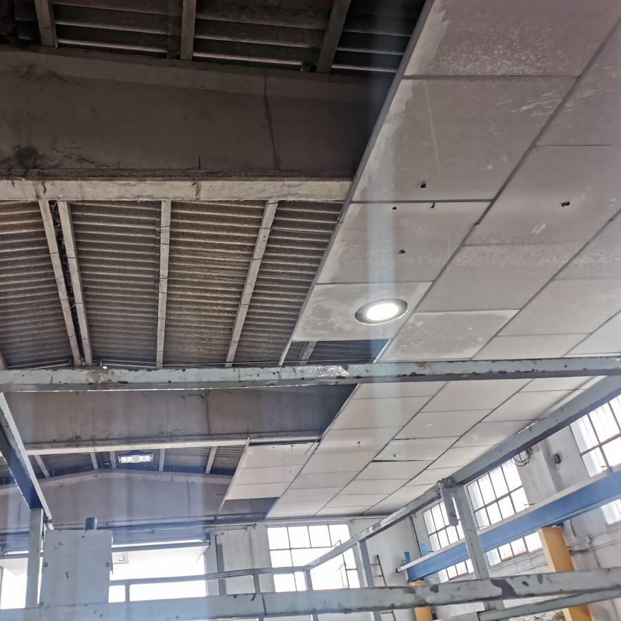 Viejo techo desmontable