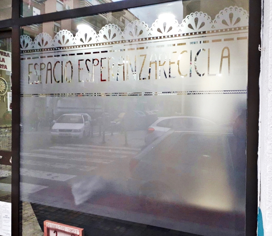 vinilo translucido efecto ácido