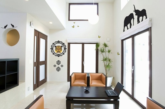 Vinilos "Modern Jungle" en el salón