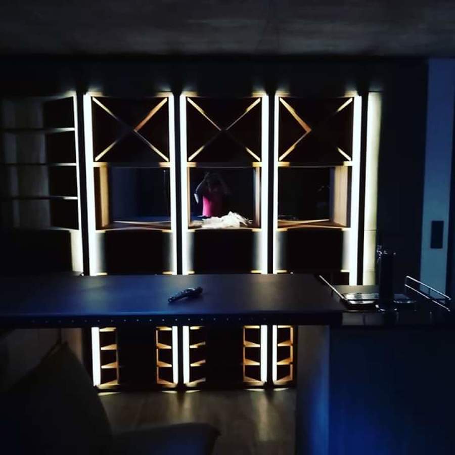 Vinoteca retroiluminada