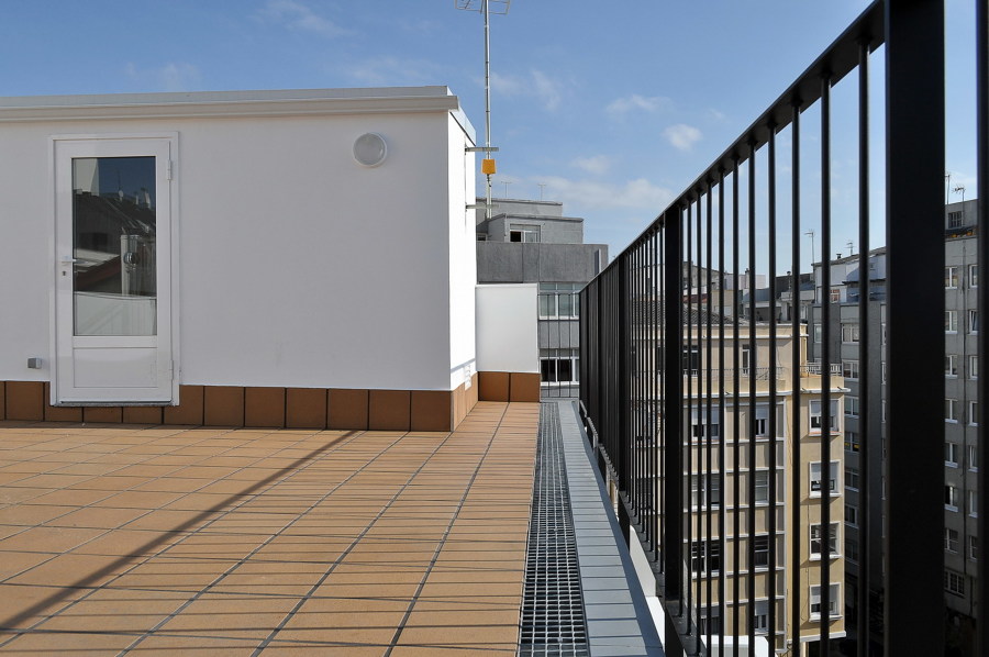 Vista canalón recogida de aguas pluviales