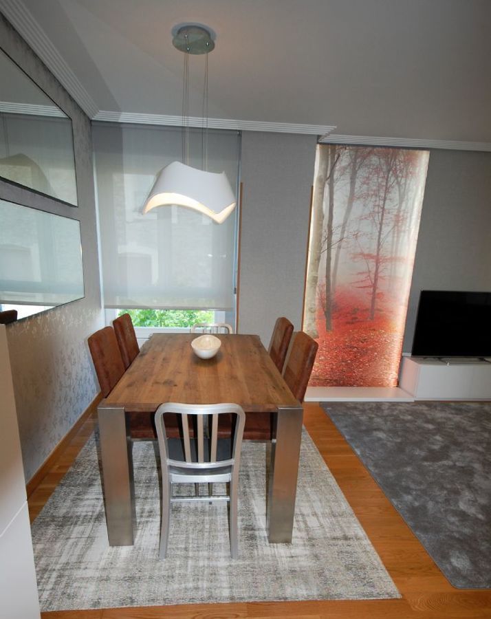 Vista comedor con retroiluminación