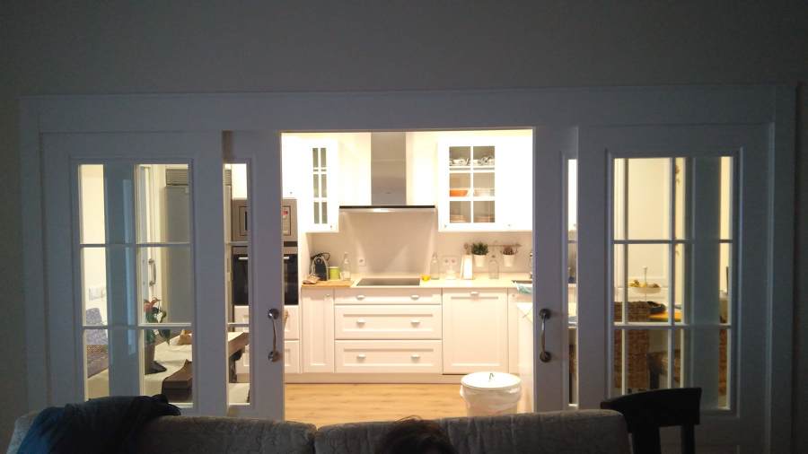 Vista de la cocina desde el salón