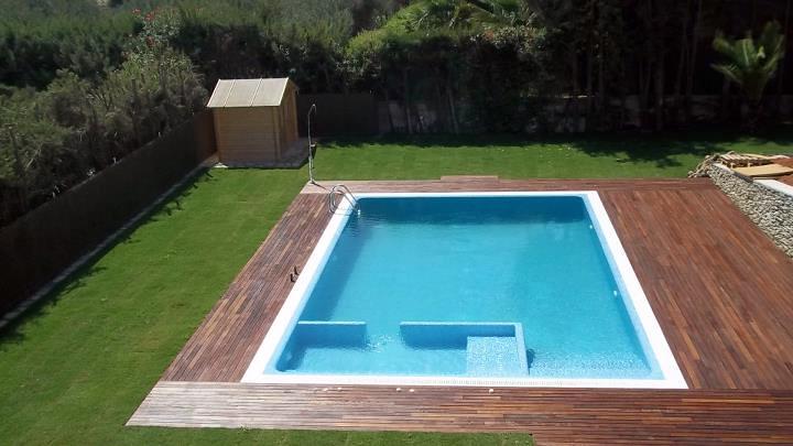 Vista de pájaro de la piscina