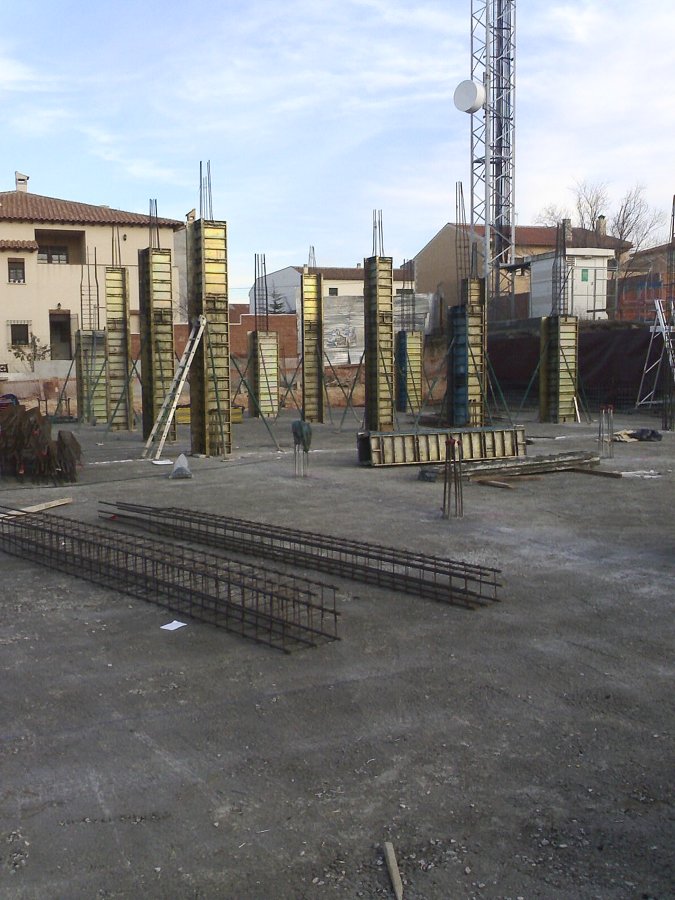 vista de `pilares hormigonados