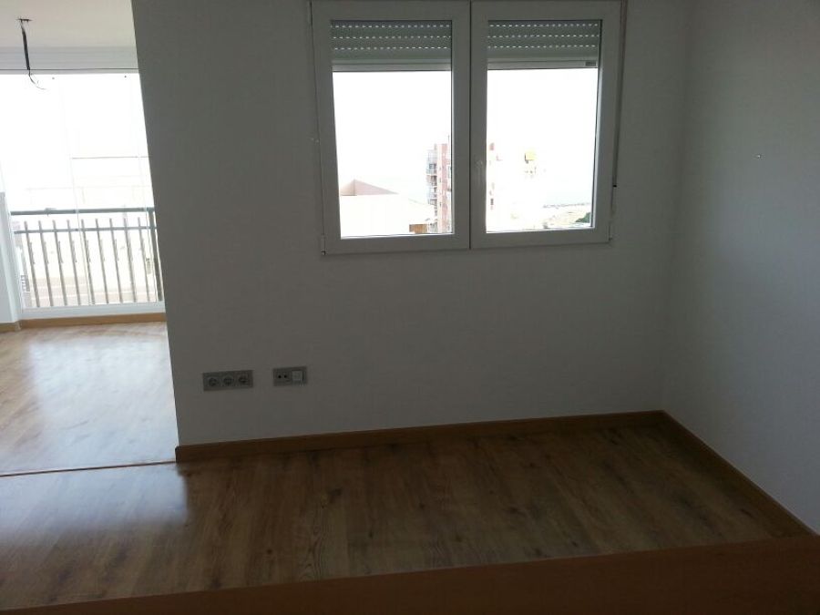 Vista dedes la cocina al salón