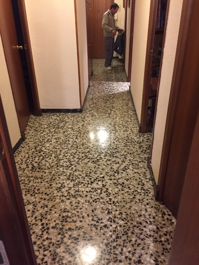 Vista del piso cuando nos llamaron para tomar las medidas