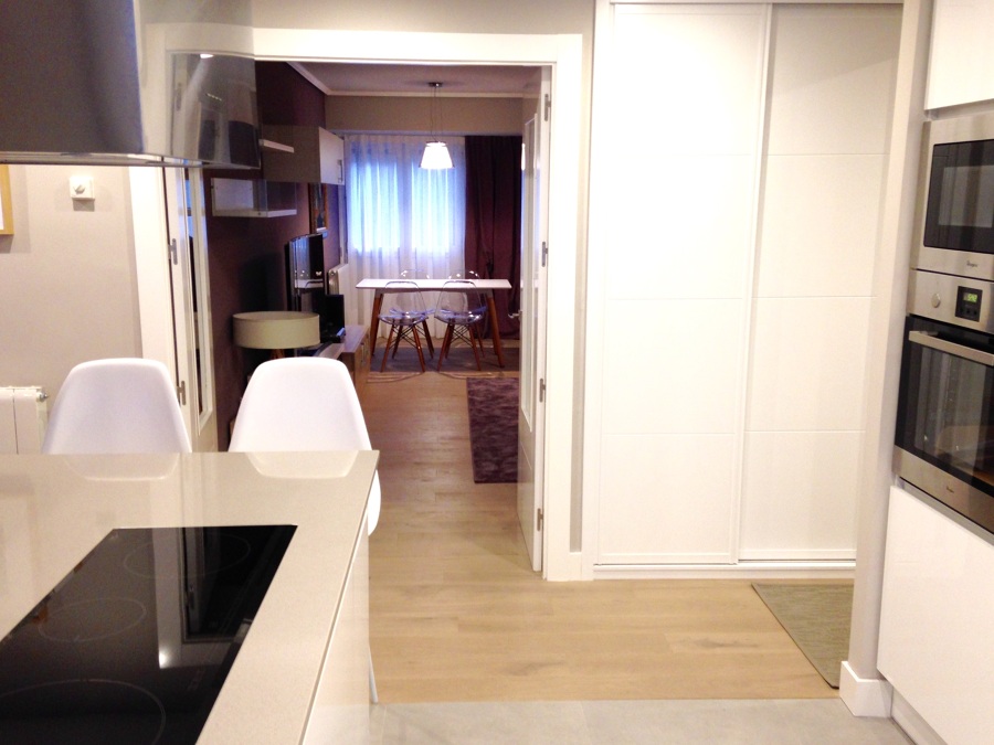 Vista del salon desde la cocina