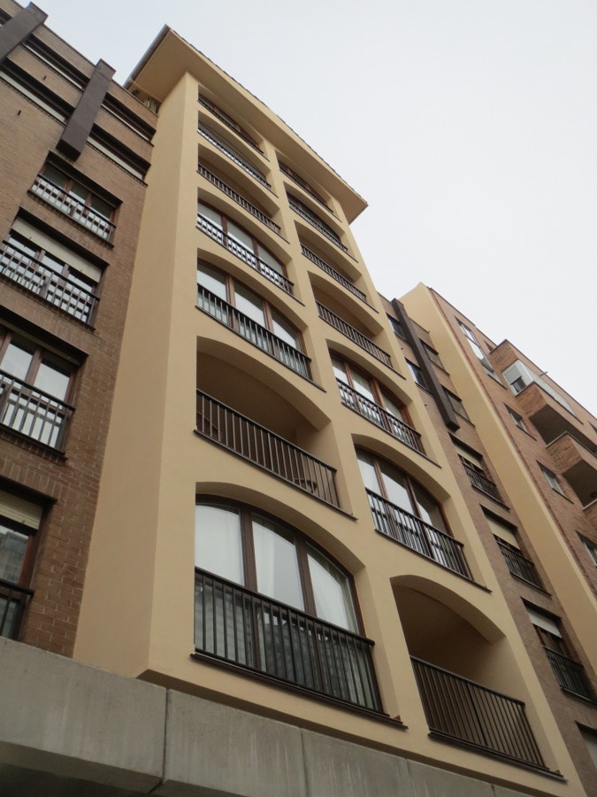 Vista desde calzada. 