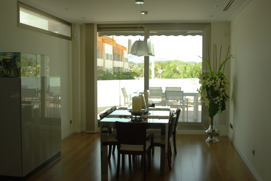 Vista desde comedor a terraza