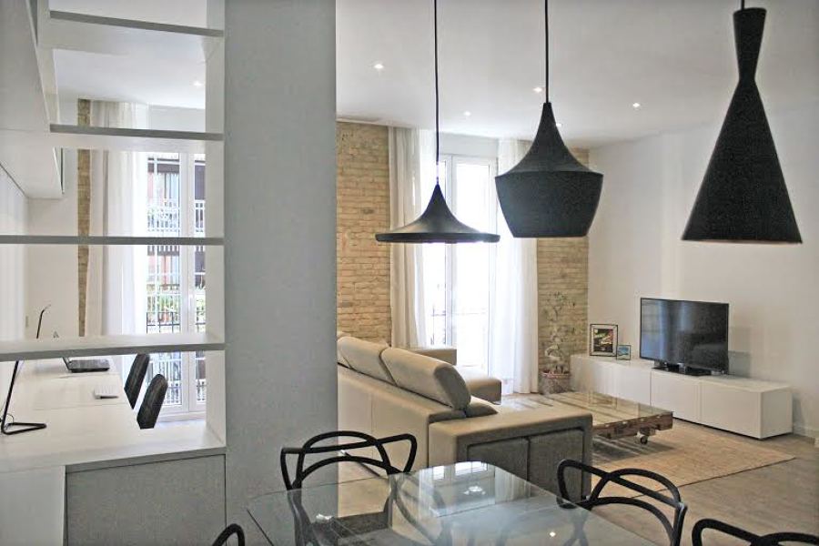 Vista desde el salón hacia la fachada