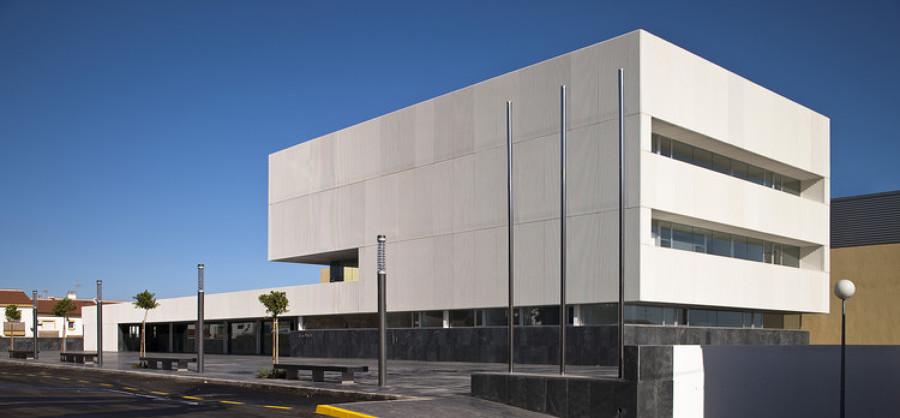 Vista edificio de oficinas