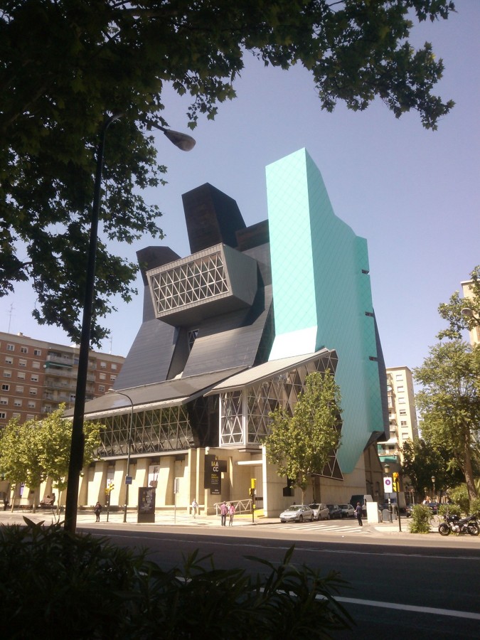 Vista frontal del museo