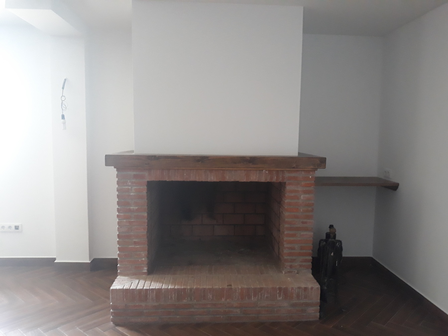 Vista frontal tablon chimenea