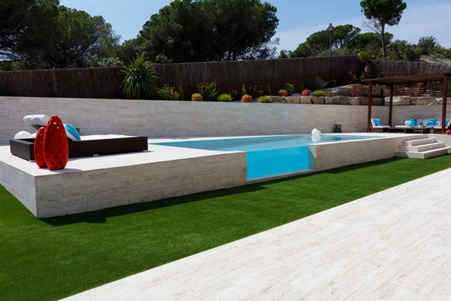 Vista general de la zona de la piscina