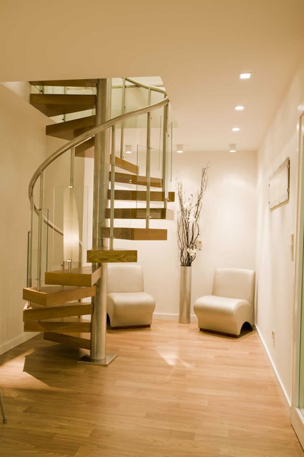 Vista general escalera union plantas