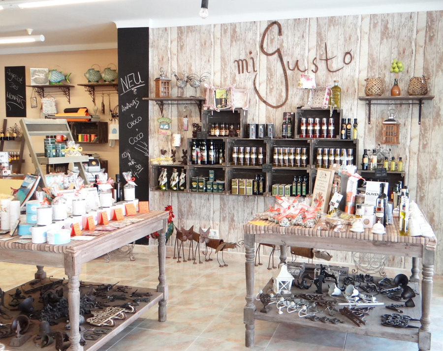 Vista lado derecho del local