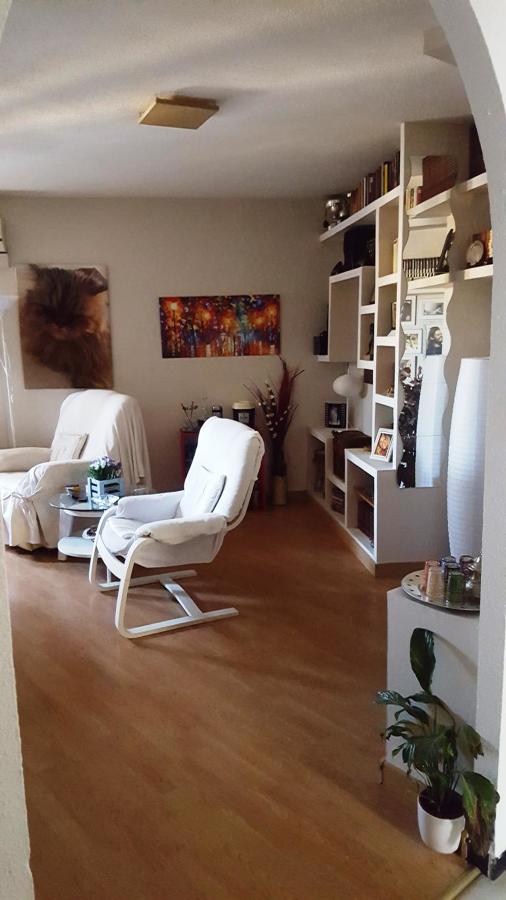 Vista lateral librería Pladur