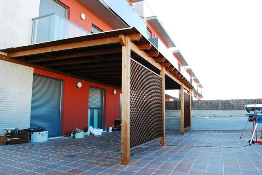 Vista lateral pérgola