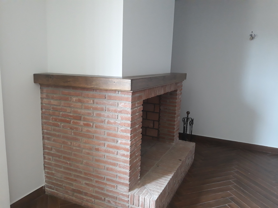 vista lateral tablon chimenea