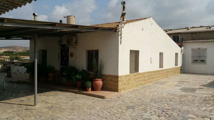 Vistas fachada lateral-frente