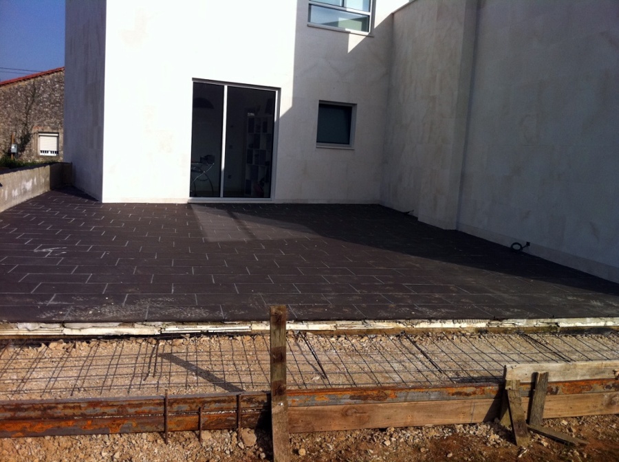 VIVIENDA EN ESCOBEDO