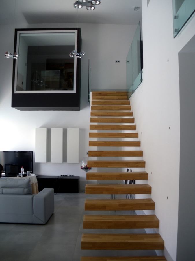 vivienda unifamiliar 700€/m2 construido