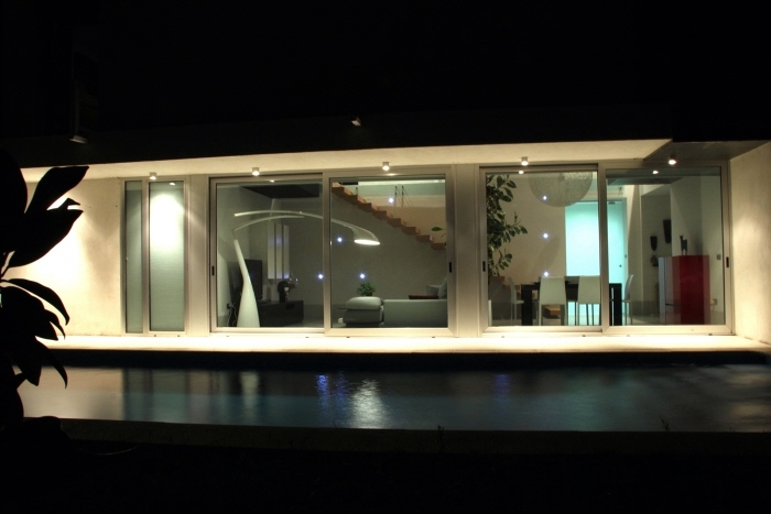 vivienda unifamiliar 700€/m2 construido