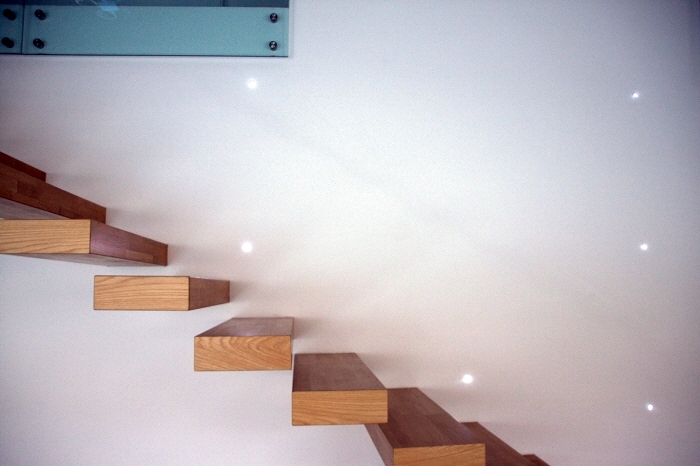 vivienda unifamiliar 700€/m2 construido