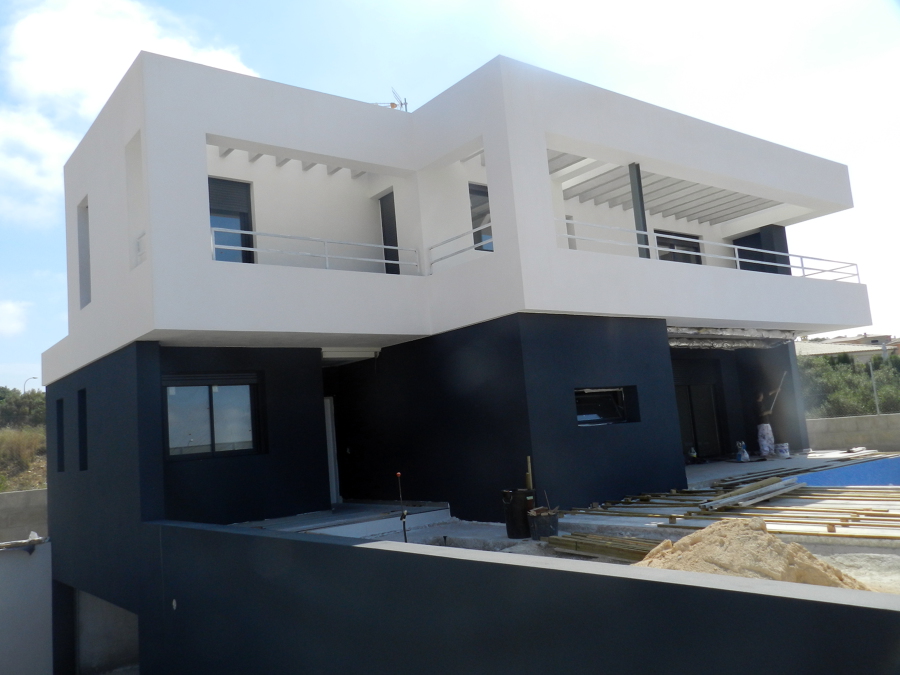 Vivienda unifamiliar aislada con piscina