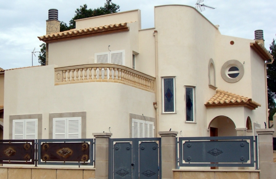 VIVIENDA UNIFAMILIAR AISLADA