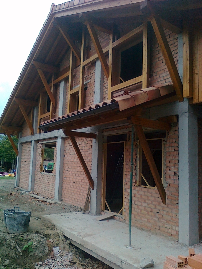 VIVIENDA UNIFAMILIAR EN ARTOMAÑA, ALAVA