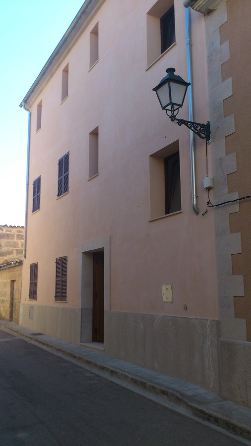 Vivienda unifamiliar en pueblo