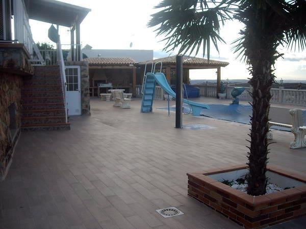 VIVIENDA UNIFAMILIAR