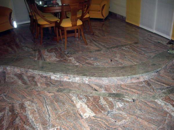 VIVIENDA UNIFAMILIAR