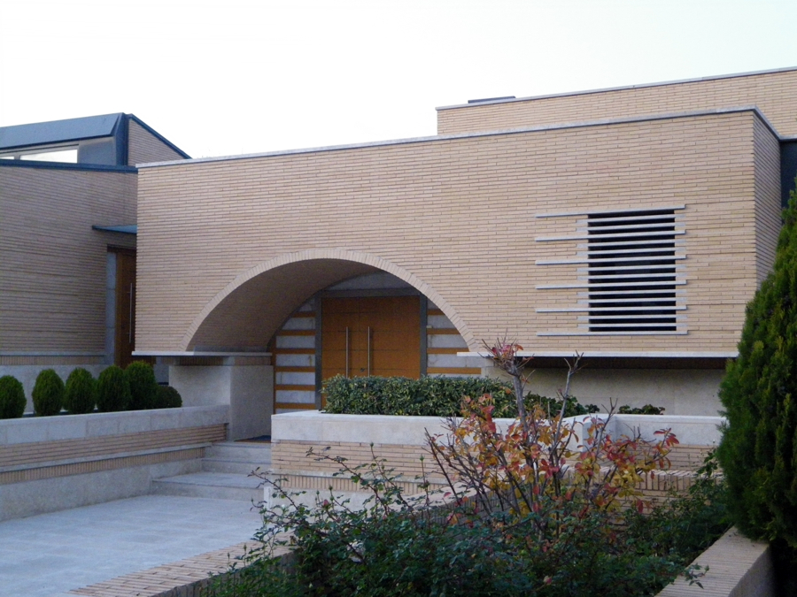 VIVIENDA UNIFAMILIAR