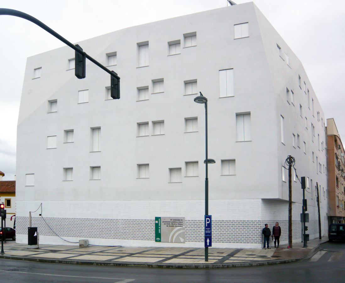 Viviendas VPO Guadix_Fachada Av. Medina Olmos 2