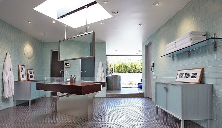 Were-intrigued-floating-sinks-mirrors-even-more