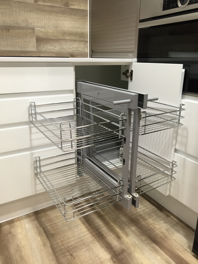 Y EL SUELO CON EL MISMO TONO?